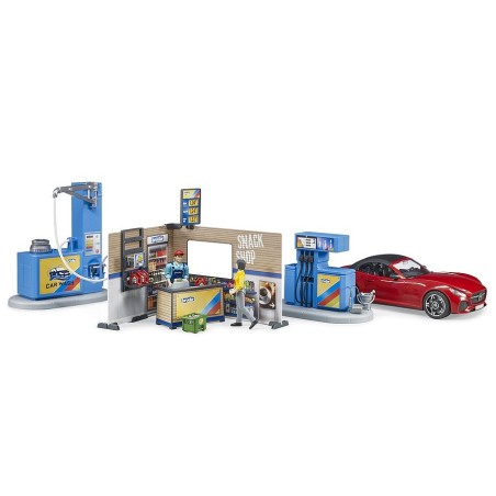 Station service et carwash avec véhicule