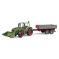 Fendt Vario 211 avec chargeur et remorque basculante