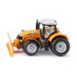 Massey Ferguson avec lame de déneigement