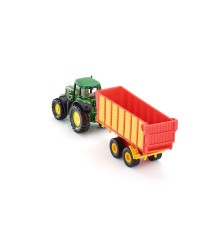 Tracteur John Deere avec remorque d'ensilage