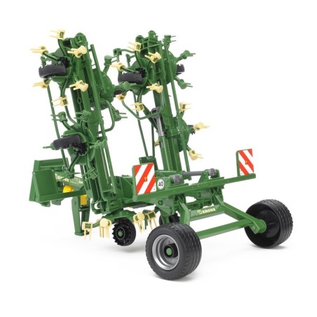 Faneuse Krone KWT 8.82
