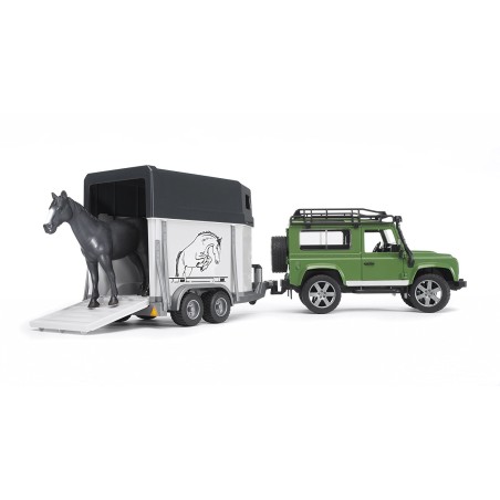 Land Rover Defender, remorque à chevaux + 1 cheval