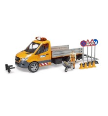 Camion municipal Mercedes Benz Sprinter avec conducteur et acces.