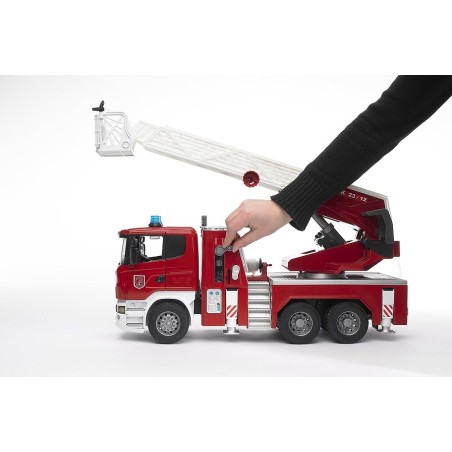 Camion de pompier avec échelle Scania R-Série