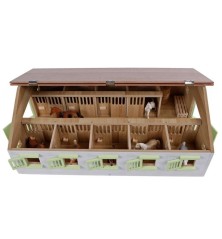 Écurie avec 9 boxes et stockage