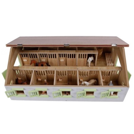 Écurie avec 9 boxes et stockage
