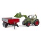 Fendt Vario 211 avec chargeur et remorque basculante