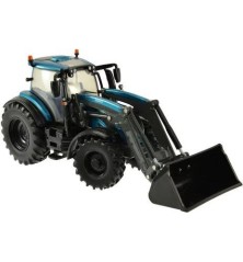 Valtra avec chargeur