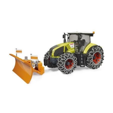 Tracteur Claas Axion 950 avec chaînes à neige et lame de charrue