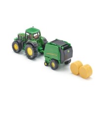 Tracteur John Deere avec presse à ballots