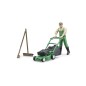 Set figurine jardinier avec tondeuse à gazon