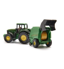 Tracteur John Deere avec presse à ballots