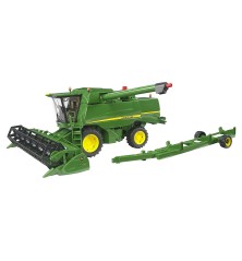 Moissonneuse batteuse John Deere T670i