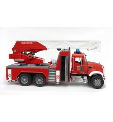 Camion de pompier Mack Granite  avec échelle