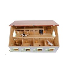 Écurie avec 7 boxes et stockage