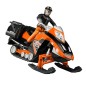 Moto neige avec conducteur et accessoires