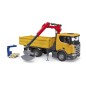 Scania Super 560R camion de chantier avec accessoires