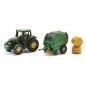 Tracteur John Deere avec presse à ballots