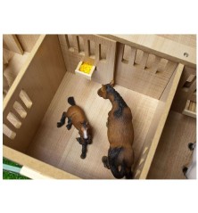 Écurie avec 9 boxes et stockage