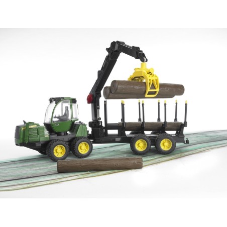 Transporteur John Deere 1210E Forestier