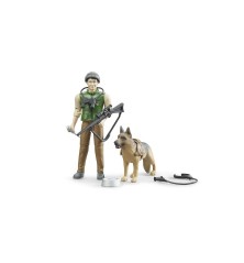 Forestier avec chien et accessoires