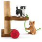 Aire de jeu pour chats adorables