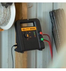 Electrificateur MBS200 (2J - 230V/ 12V Solaire)