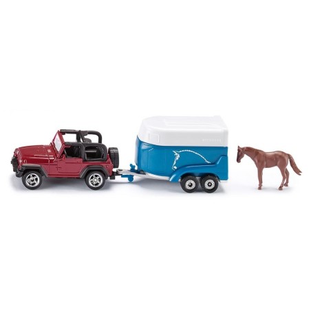 Jeep avec remorque à chevaux
