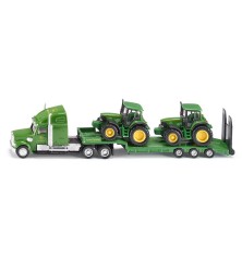 Camion avec tracteurs John Deere