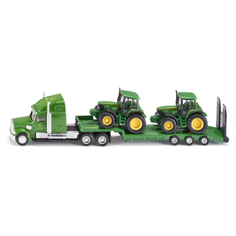 Camion avec tracteurs John Deere