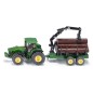 Tracteur John Deere avec remorque forestière