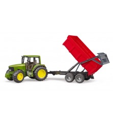 Tracteur John Deere 6920 avec remorque