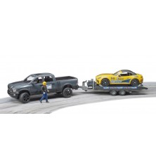 Jeep RAM 2500 Power Wagon avec Roadster Racing Team et figurine