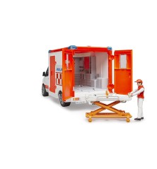 Ambulance MB Sprinter avec ambulancier et sirène