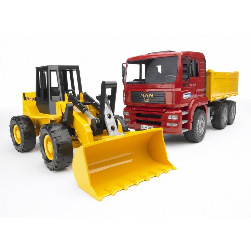 Camion benne MAN TGA et tractopelle articulé FR130