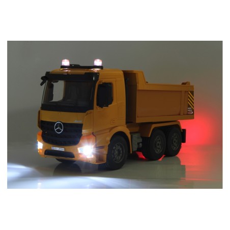 Camion à benne basculante Mercedes Arocs